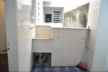 Apartamento à venda com 68m², 2 quartos e 1 vagaÁrea de Serviço