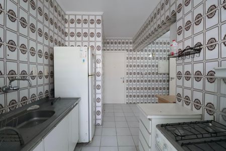 Apartamento para alugar com 135m², 4 quartos e 1 vagaCozinha