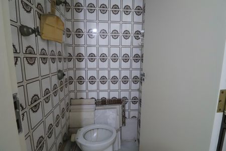Apartamento para alugar com 135m², 4 quartos e 1 vagaBanheiro de serviço