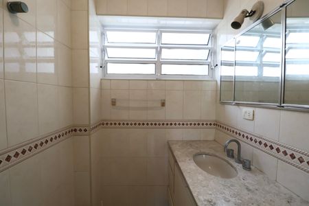 Apartamento para alugar com 135m², 4 quartos e 1 vagaBanheiro Suíte