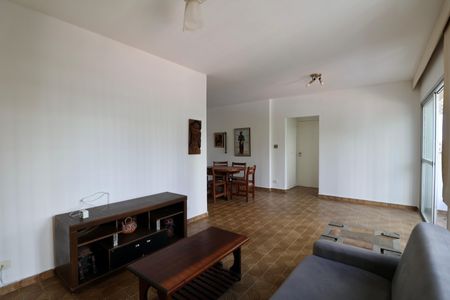 Apartamento para alugar com 135m², 4 quartos e 1 vagaSala