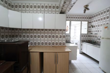 Apartamento para alugar com 135m², 4 quartos e 1 vagaCozinha