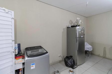 Casa de condomínio à venda com 81m², 3 quartos e 2 vagasÁrea de serviço