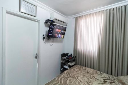 Casa de condomínio à venda com 81m², 3 quartos e 2 vagasSuíte 