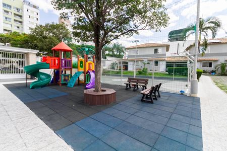 Casa de condomínio à venda com 81m², 3 quartos e 2 vagasÁrea comum - Playground