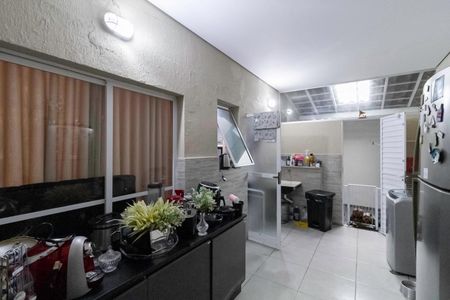 Casa de condomínio à venda com 81m², 3 quartos e 2 vagasÁrea de serviço