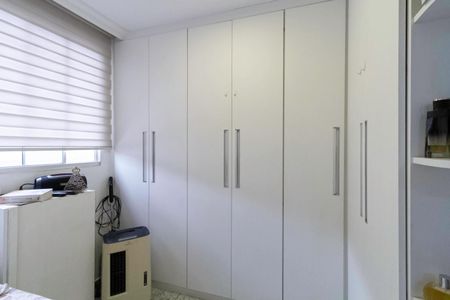 Casa de condomínio à venda com 81m², 3 quartos e 2 vagasQuarto 1