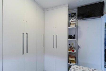 Casa de condomínio à venda com 81m², 3 quartos e 2 vagasQuarto 1