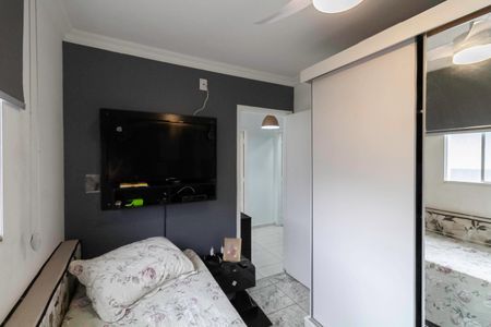 Casa de condomínio à venda com 81m², 3 quartos e 2 vagasQuarto 2