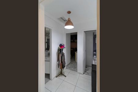 Casa de condomínio à venda com 81m², 3 quartos e 2 vagasCorredor