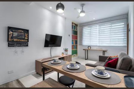 Apartamento para alugar com 36m², 1 quarto e sem vaga Apartamento para alugar com 36m², 1 quarto e sem vagaSala