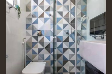 Apartamento para alugar com 36m², 1 quarto e sem vaga Apartamento para alugar com 36m², 1 quarto e sem vagaBanheiro da Suíte