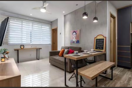 Apartamento para alugar com 36m², 1 quarto e sem vaga Apartamento para alugar com 36m², 1 quarto e sem vagaSala