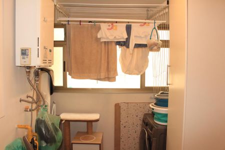 Apartamento à venda com 105m², 3 quartos e 2 vagasLavanderia