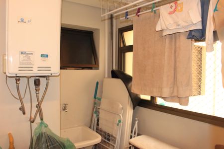 Apartamento à venda com 105m², 3 quartos e 2 vagasLavanderia