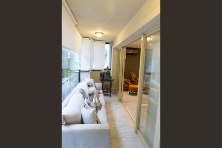 Apartamento para alugar com 171m², 4 quartos e 3 vagasSacada/Sala