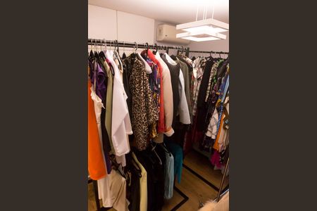 Apartamento para alugar com 171m², 4 quartos e 3 vagasCloset Suíte 1