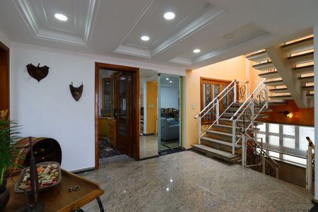 Casa à venda com 420m², 3 quartos e 8 vagasSala