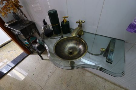 Casa à venda com 420m², 3 quartos e 8 vagasLavabo