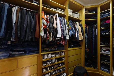Casa à venda com 420m², 3 quartos e 8 vagasCloset da Suíte 1