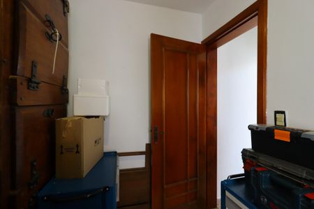 Casa à venda com 420m², 3 quartos e 8 vagasQuarto de Serviço