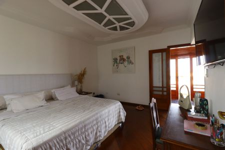 Casa à venda com 420m², 3 quartos e 8 vagasSuíte 3