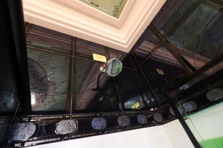 Casa à venda com 420m², 3 quartos e 8 vagasBanheiro da Suíte 2