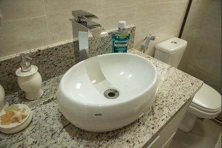 Apartamento à venda com 91m², 3 quartos e 2 vagasBanheiro da Suíte