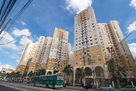 Apartamento à venda com 66m², 2 quartos e 2 vagasFachada