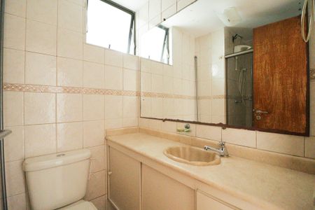 Apartamento para alugar com 62m², 3 quartos e 1 vaga Apartamento para alugar com 62m², 3 quartos e 1 vagaBanheiro