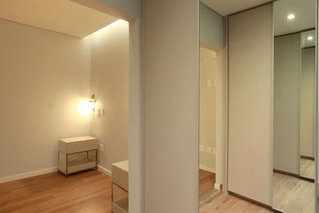 Apartamento à venda com 87m², 2 quartos e 2 vagasCloset