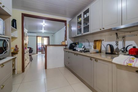 Casa à venda com 200m², 2 quartos e 5 vagas Casa à venda com 200m², 2 quartos e 5 vagasCozinha