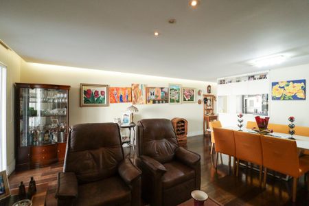 Apartamento à venda com 118m², 3 quartos e 2 vagasSala