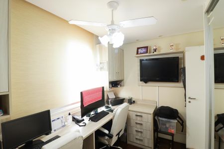 Apartamento à venda com 118m², 3 quartos e 2 vagasQuarto 2