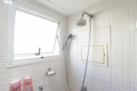 Apartamento à venda com 118m², 3 quartos e 2 vagasBanheiro da Suíte