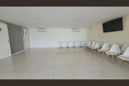 Apartamento para alugar com 51m², 2 quartos e sem vaga Apartamento para alugar com 51m², 2 quartos e sem vagaÁrea comum - Salão de festas