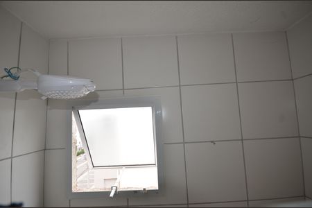 Apartamento para alugar com 51m², 2 quartos e sem vagaBanheiro Revercivel