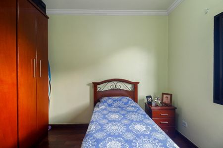 Casa à venda com 200m², 3 quartos e 4 vagas Casa à venda com 200m², 3 quartos e 4 vagasQuarto 2