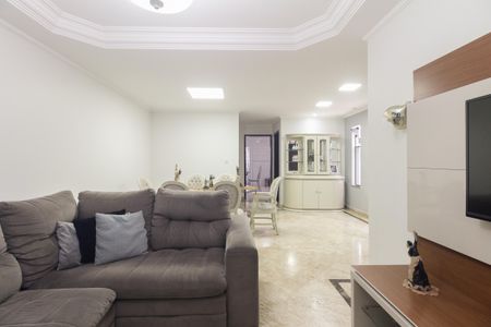 Casa à venda com 200m², 3 quartos e 4 vagas Casa à venda com 200m², 3 quartos e 4 vagasSala