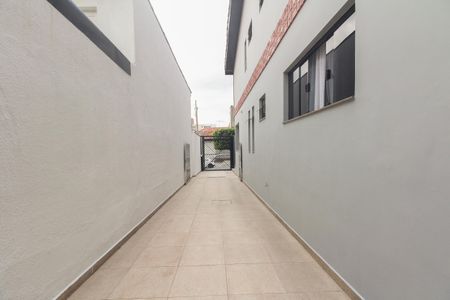 Casa à venda com 200m², 3 quartos e 4 vagas Casa à venda com 200m², 3 quartos e 4 vagasQuintal e Garagem