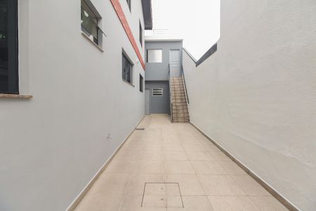 Casa à venda com 200m², 3 quartos e 4 vagas Casa à venda com 200m², 3 quartos e 4 vagasQuintal e Garagem
