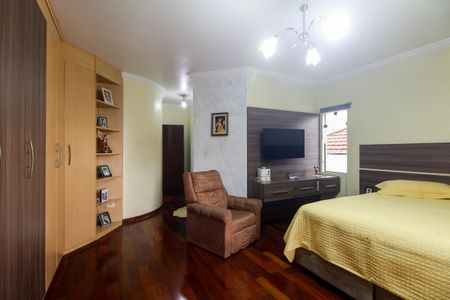 Casa à venda com 200m², 3 quartos e 4 vagas Casa à venda com 200m², 3 quartos e 4 vagasSuíte