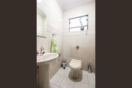 Casa à venda com 200m², 3 quartos e 4 vagas Casa à venda com 200m², 3 quartos e 4 vagasLavabo