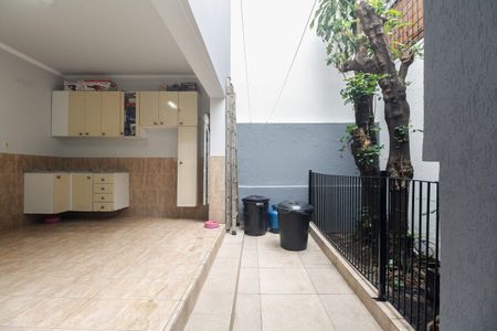 Casa à venda com 200m², 3 quartos e 4 vagas Casa à venda com 200m², 3 quartos e 4 vagasÁrea de Serviço