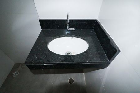 Apartamento à venda com 38m², 1 quarto e sem vagaBanheiro