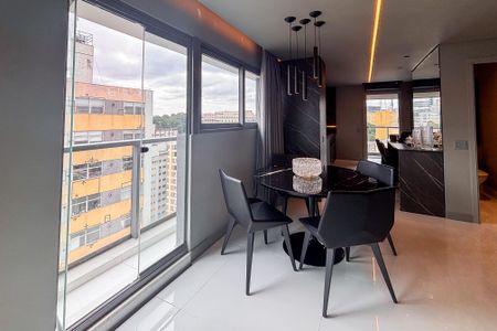 Apartamento à venda com 94m², 1 quarto e 1 vagaSala