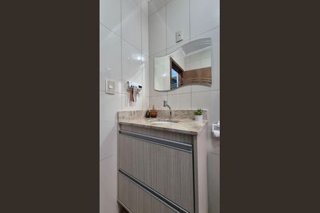 Casa à venda com 150m², 2 quartos e 2 vagasBanheiro