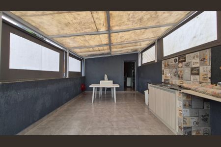 Casa à venda com 150m², 2 quartos e 2 vagasPiso superior 