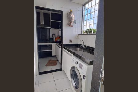 Apartamento à venda com 70m², 2 quartos e 1 vaga Apartamento à venda com 70m², 2 quartos e 1 vagaÁrea de Serviço