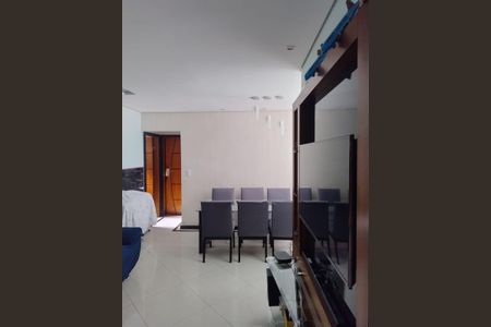 Apartamento à venda com 70m², 2 quartos e 1 vaga Apartamento à venda com 70m², 2 quartos e 1 vagaSala